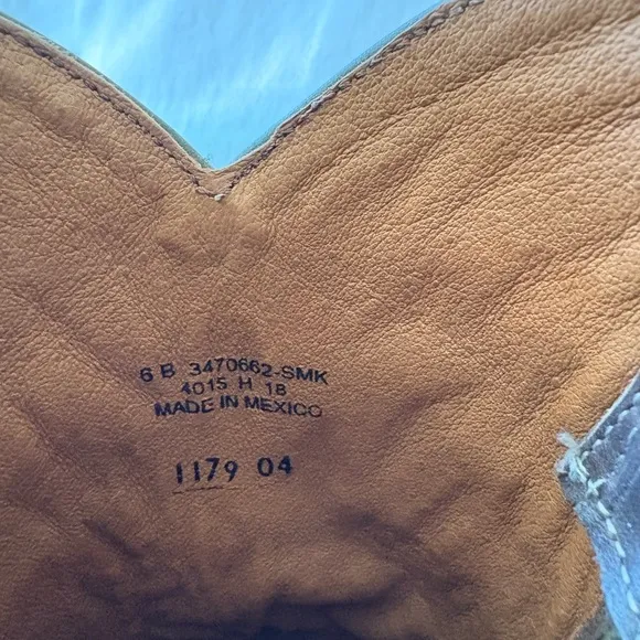 Frye Billy pull on cowboy boots size 6 brown