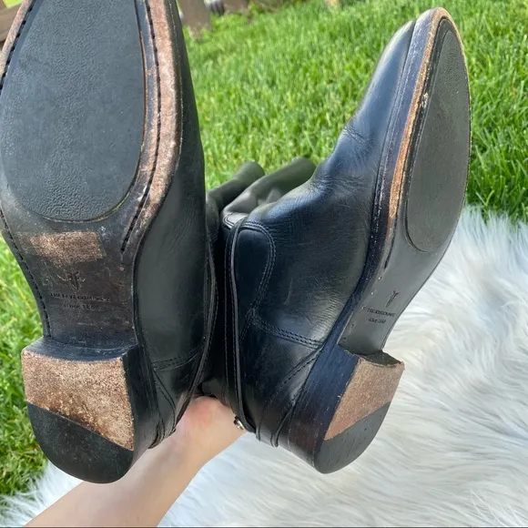 Frye black riding pull on boots 6
