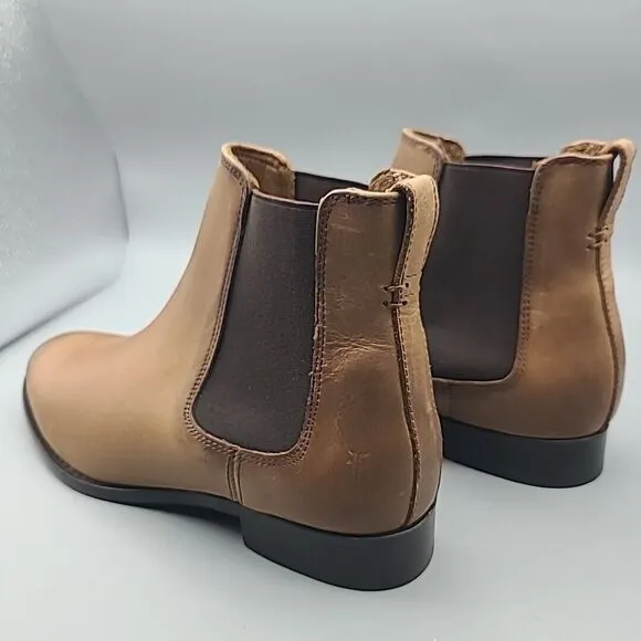 Frye Boots Carly ankle boots Pull On Chelsea Cognac Brown leather sz 8.5