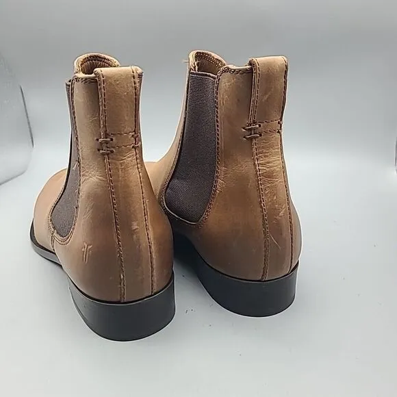 Frye Boots Carly ankle boots Pull On Chelsea Cognac Brown leather sz 8.5