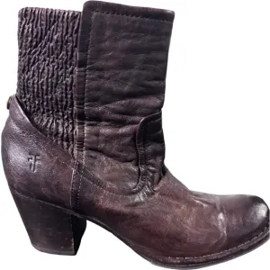 Frye Boots Womens Leather Size 7.5 Pull On Chelsea Block Lucinda Scrunch