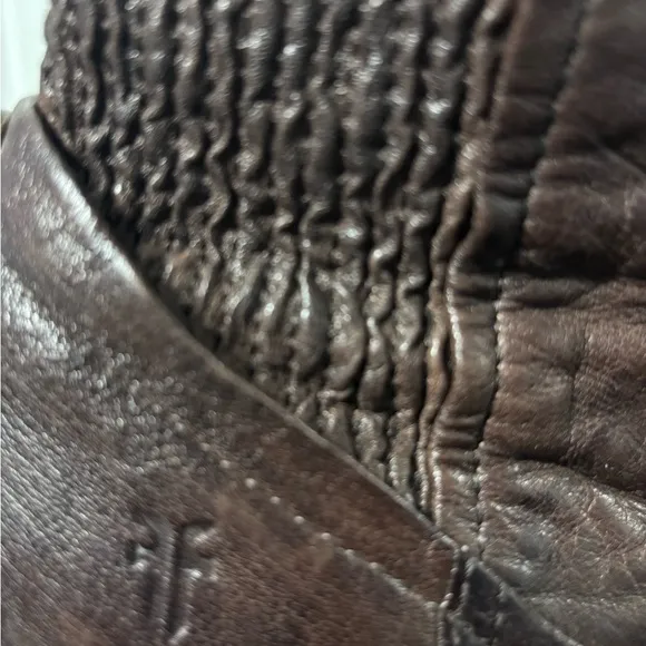 Frye Boots Womens Leather Size 7.5 Pull On Chelsea Block Lucinda Scrunch