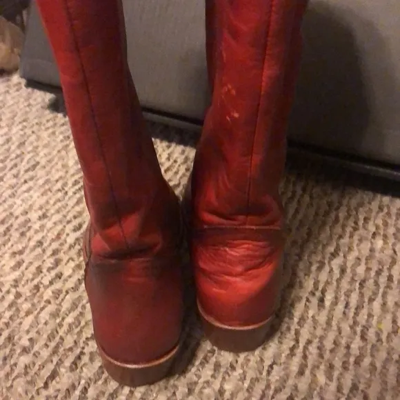 Frye Carson pull on boots
