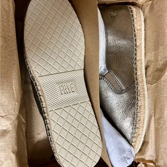 Frye Isbel Leather Espadrilles Size 9 9.5 Womens Flats Gold Silver Slip On Shoes
