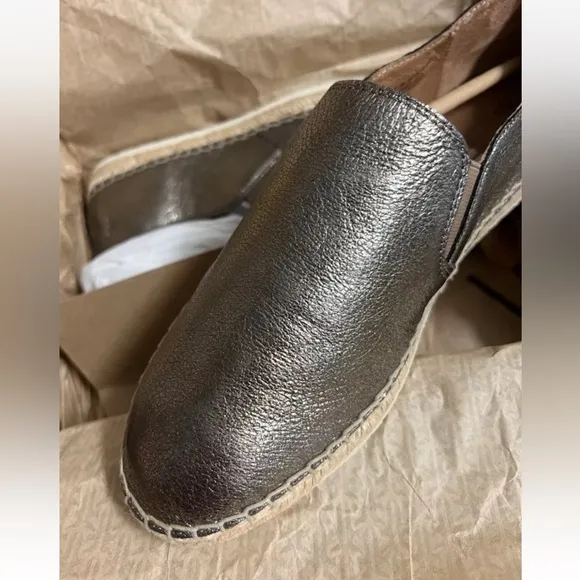 Frye Isbel Leather Espadrilles Size 9 9.5 Womens Flats Gold Silver Slip On Shoes