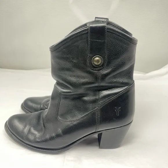 Frye Jackie Button Pull On Short Boots Black 8B