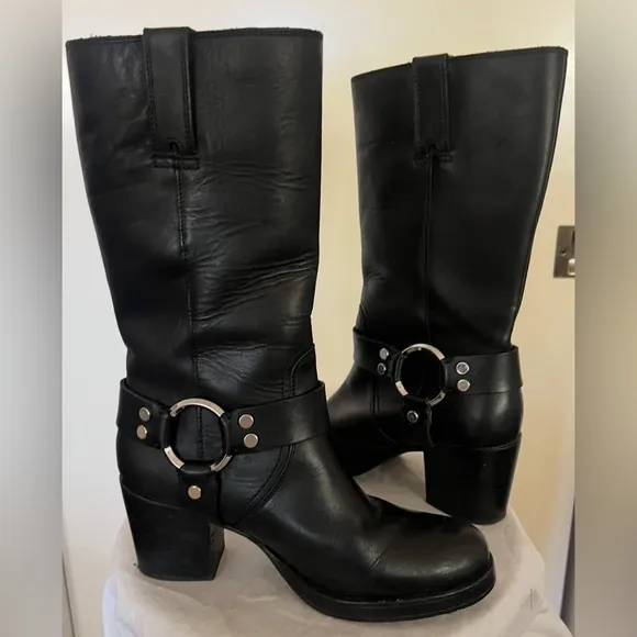 Frye Jean Harness Heel Pull On Western Boots Size 7.5