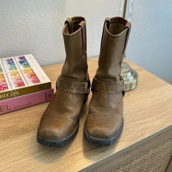 Frye Kids Unisex Brown Distressed Leather Harness‎ Pull On Boots 12.5
