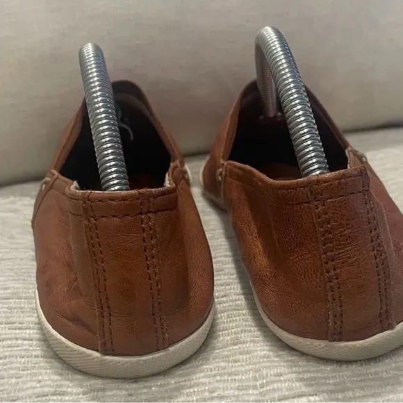 FRYE Melanie Women's Size 7.5 M Leather Slip On Sneaker Shoes Cognac Brown Flats