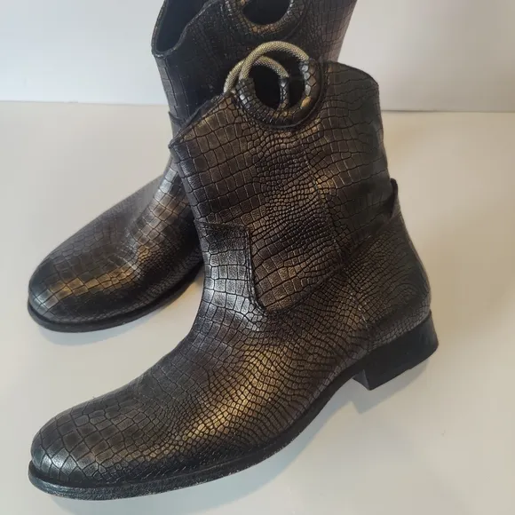 Frye Melissa Harness Pull on Short Women's Leather Boots