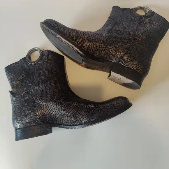 Frye Melissa Harness Pull on Short Women's Leather Boots