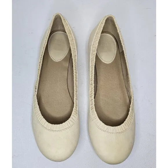 Frye Molly Women's Ballet Flat Cream Leather Shoes Ruched Edge Size 8M