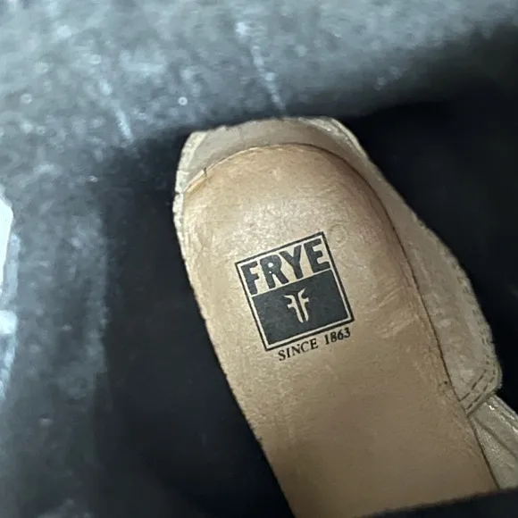 Frye Pull-On Boots, NEW