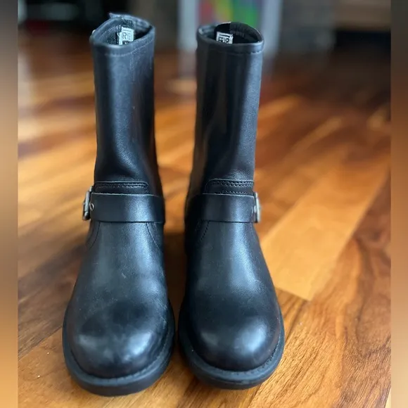 Frye Pull-On Boots, NEW