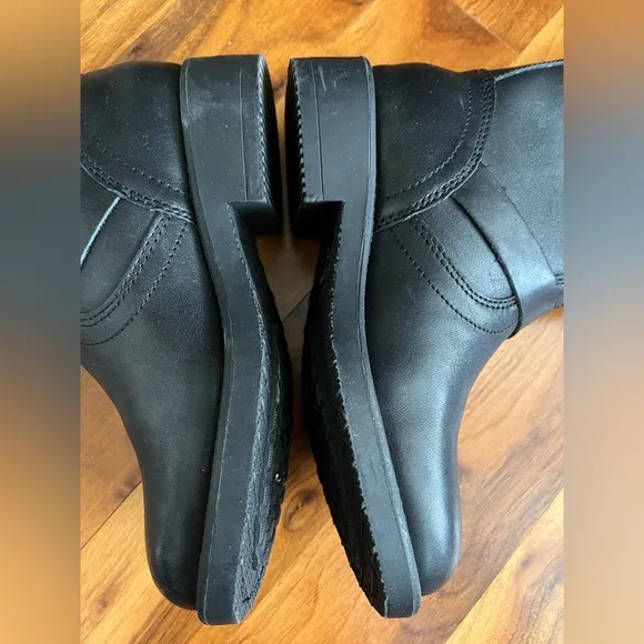 Frye Pull-On Boots, NEW