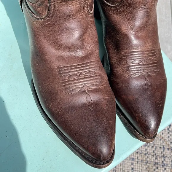 Frye Pull On Cowboy Western Boots Brown 10.5 or 10 1/2
