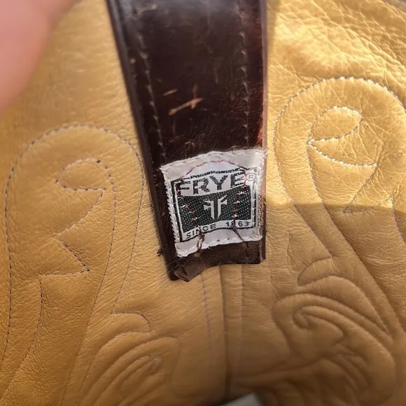 Frye Pull On Cowboy Western Boots Brown 10.5 or 10 1/2