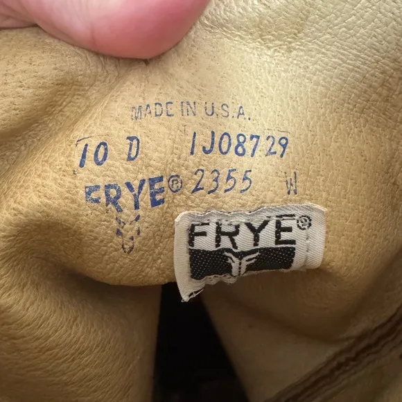 FRYE pull on leather western cowboy Boots size10