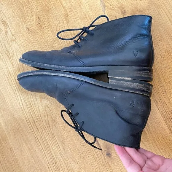 Frye ‘Sam’ Leather Chukka Boots 3482295 | Black | Size 8