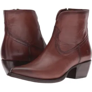 Frye Shane Short Women's Pull-on Boots, Whiskey Size 6