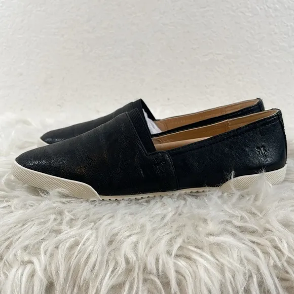 FRYE Women's Melanie Slip On Leather Sneakers Black Size 7.5 NEW