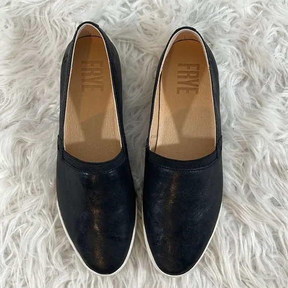 FRYE Women's Melanie Slip On Leather Sneakers Black Size 8 NEW