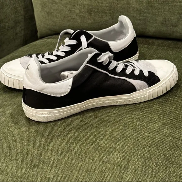 G448 / ARCHIVIO,22 | Black/White Men's  42 Sneakers