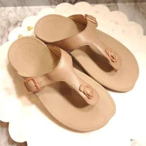 Gcomfort Women's Sandals/Flats Size 9 Beige/Rose Gold Adjustable Buckle Leather