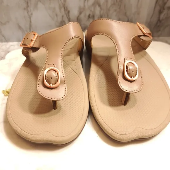 Gcomfort Women's Sandals/Flats Size 9 Beige/Rose Gold Adjustable Buckle Leather