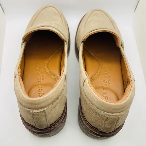 Gentle Souls by Kenneth Cole Brenda Lug Loafer Suede Leather Mushroom Tan 6M