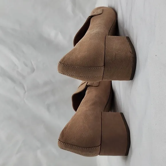 GENTLE SOULS KENNETH COLE ELLA LEATHER LOAFERS🍄LADIES 11🍄COLOR MUSHROOM🍄NWOB