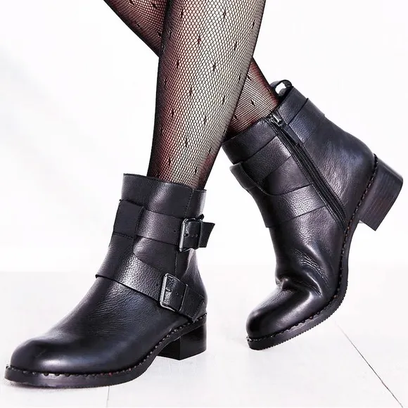 {Gentle Souls} Leighton Moto Pebble Leather Boots