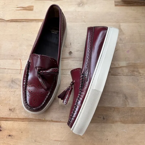 G.H. Bass &amp; co burgundy maroon leather tassel slip on loafer flats size 8.5