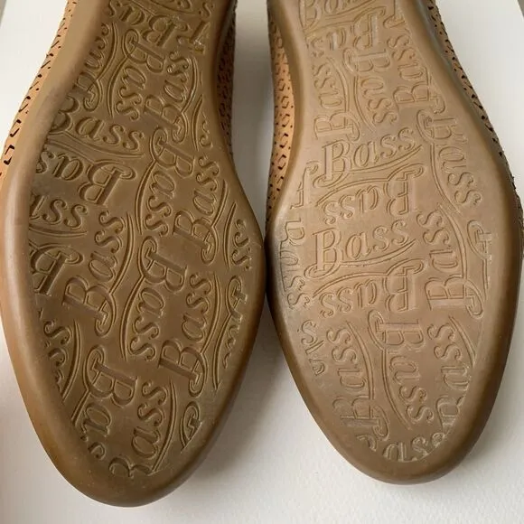 GH Bass Womens 7.5 NARROW Leather Brown Flats Slip-On Shoes - Worn Once EUC