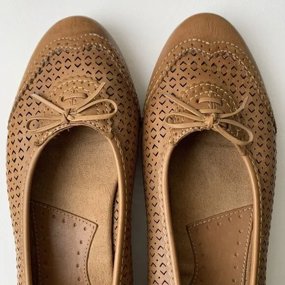 GH Bass Womens 7.5 NARROW Leather Brown Flats Slip-On Shoes - Worn Once EUC
