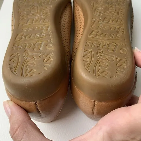 GH Bass Womens 7.5 NARROW Leather Brown Flats Slip-On Shoes - Worn Once EUC
