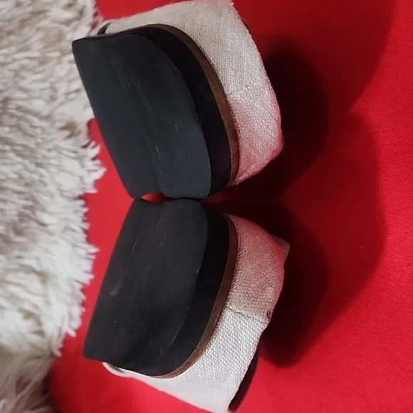 GIANNI CROSSOVER SANDALS