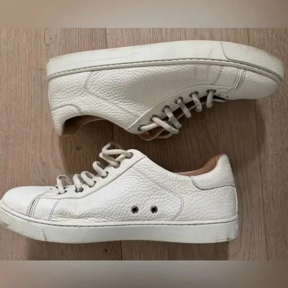 Gianvito RossiLeather low-top lace up sneakers size 39.5 (woman’s 8.5)
