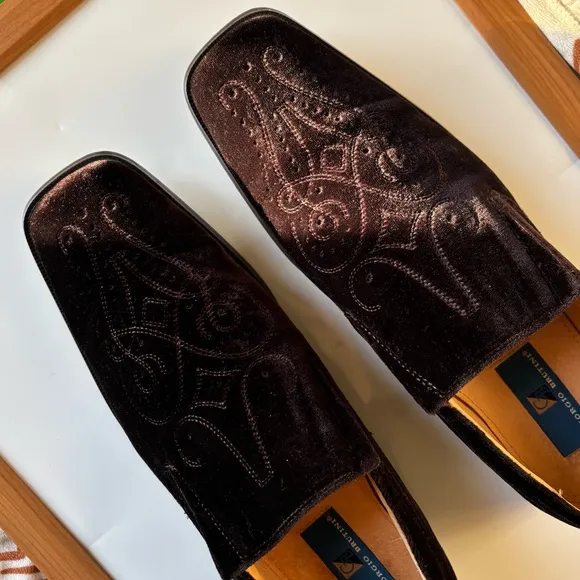 Giorgio Brutini Men’s Loafers Size 13 Brown Suede Leather Embroidered 159152
