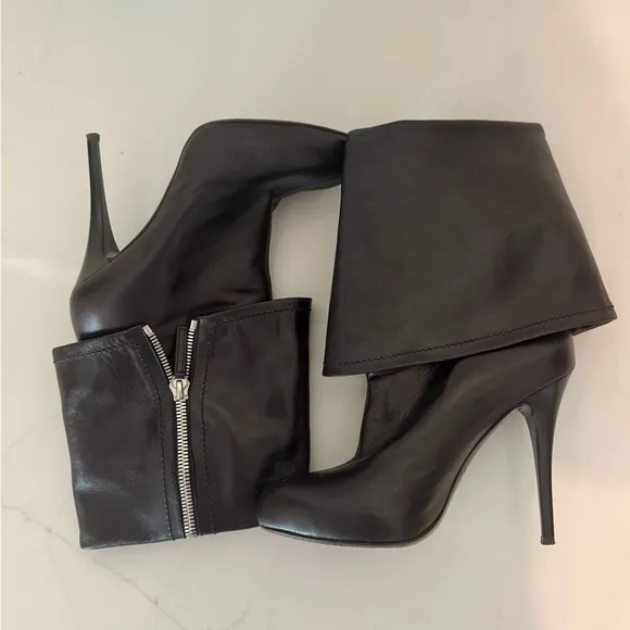 Giuseppe Zanotti Black Leather Foldover Zipper High Heel Ankle Boots size 40