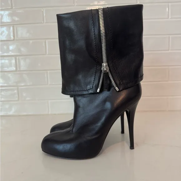 Giuseppe Zanotti Black Leather Foldover Zipper High Heel Ankle Boots size 40