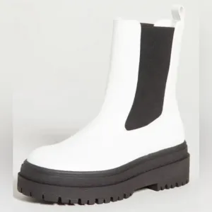 Good American Boots White Pull On Chelsea Boot Size 7.5 NIB