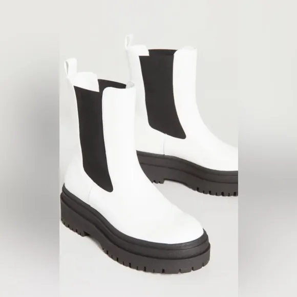 Good American Boots White Pull On Chelsea Boot Size 7.5 NIB