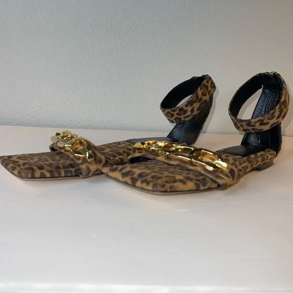 Good American Leopard Print Ankle Strap Square Toe Sandals 8.5 gold chain