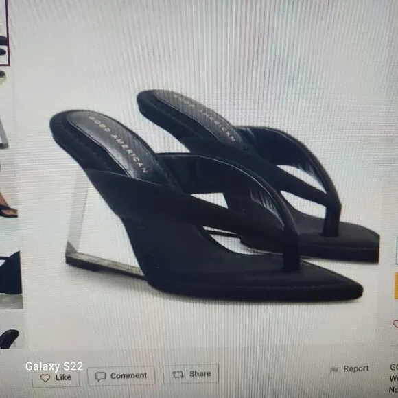 Good American Wedge Sandal. NIB. Size 8.