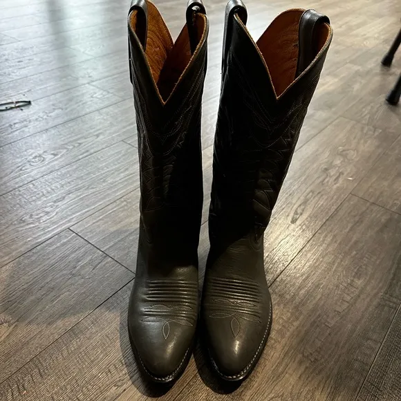 Gray leather cowboy boots Sz 8.5D