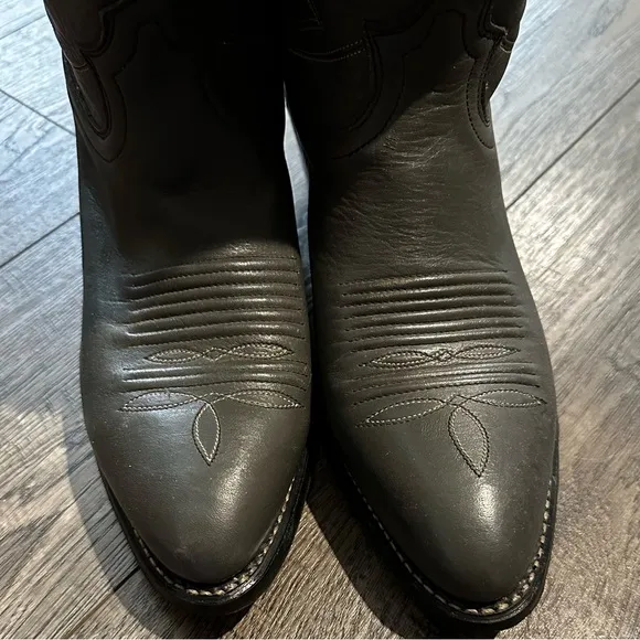 Gray leather cowboy boots Sz 8.5D