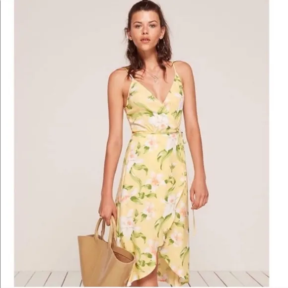 GREAT REFORMATION Anouk Wrap Midi Dress. Perfect Resort Wear.