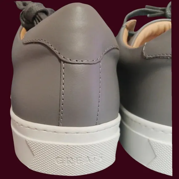 Greats the royale leather sneakers size 9 grey/white color