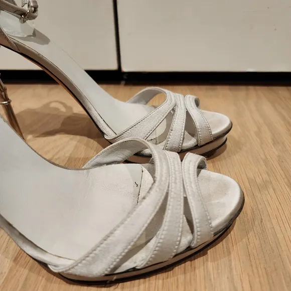 GUCCI Grey Satin Debra Ankle Strap Sandals Bamboo Heel